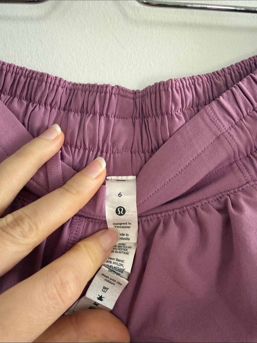 lululemon athletica Dusty Plum Hotty Hot Shorts - Picture 2 of 3